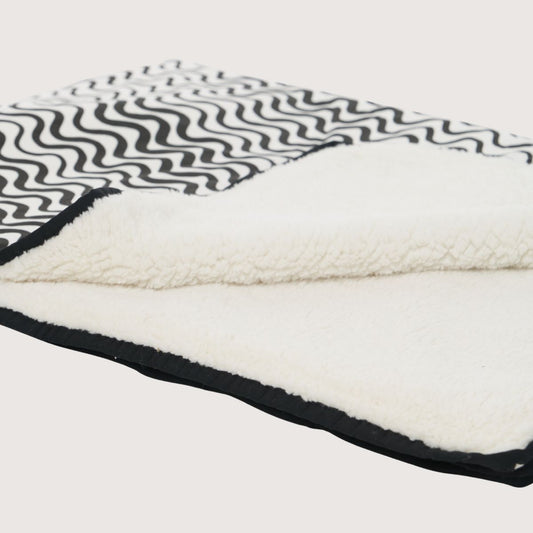 Pet Blanket with Fleece - Black Wave Print