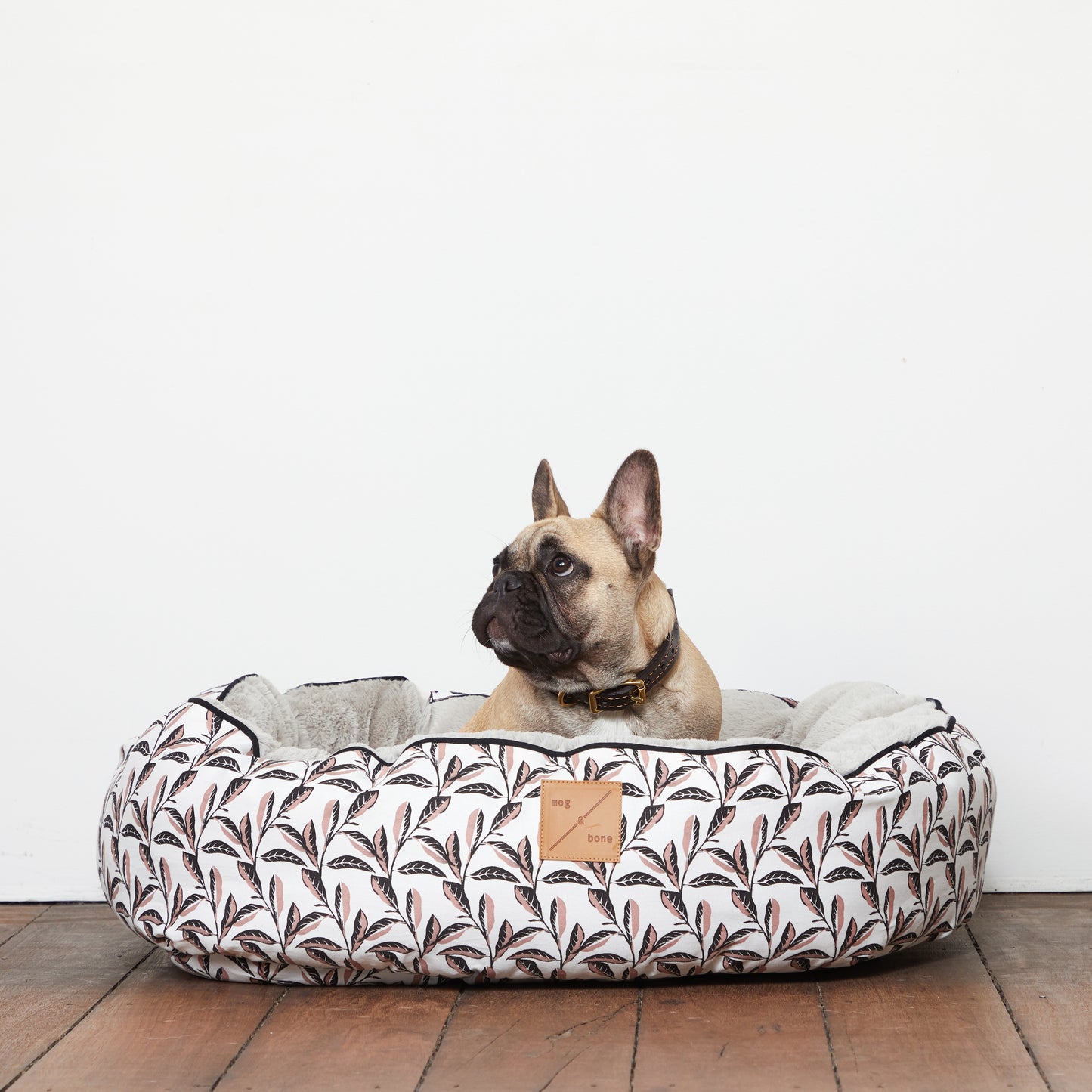 Mog and Bone 4 Seasons Reversible Circular Dog Bed - Shadow Quartz