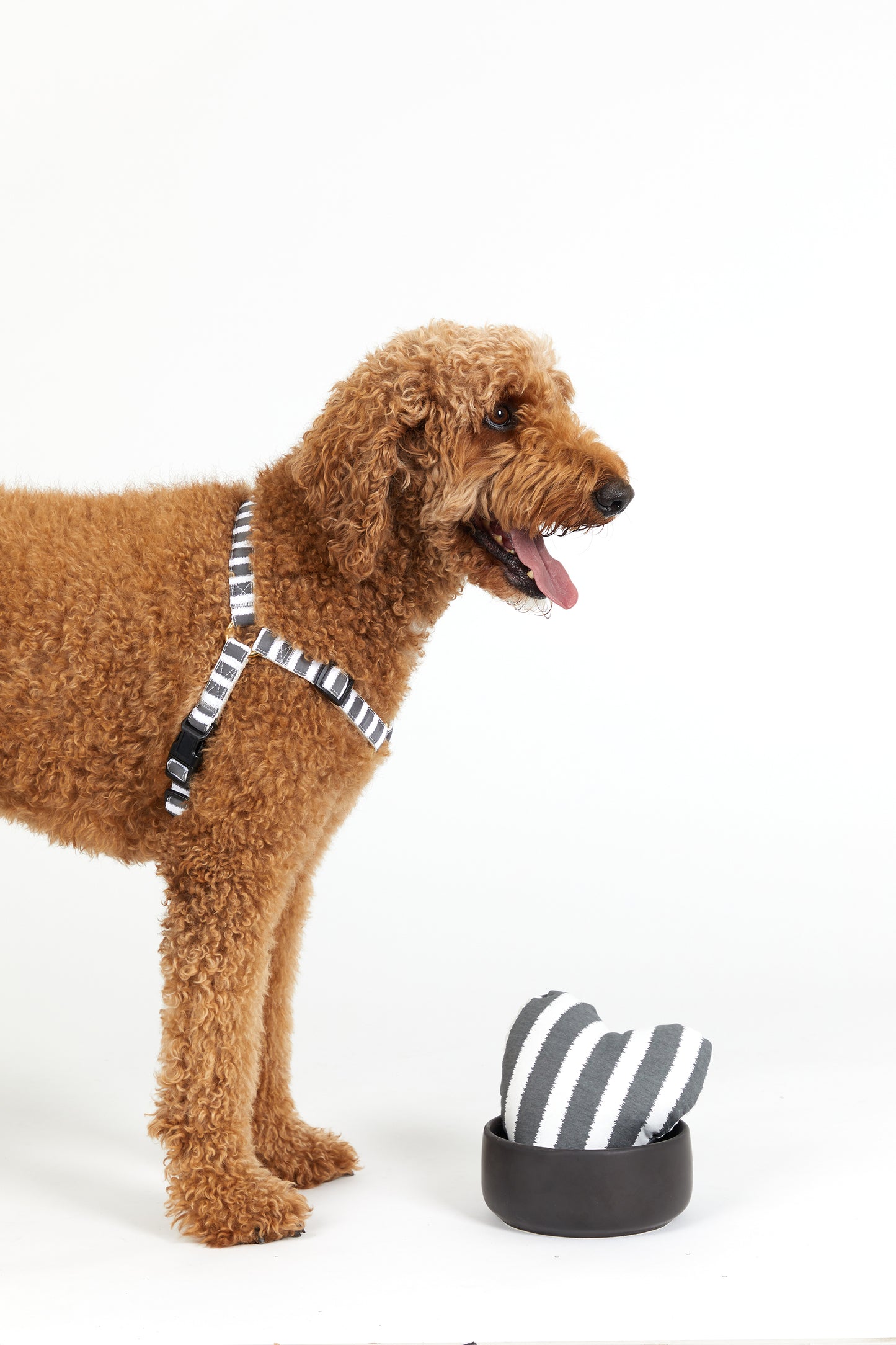 Toy - Heart Shape, soft - Charcoal Hamptons Stripe