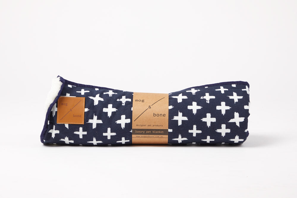 Mog and Bone Designer Dog Fleece Blanket - Navy Cross Print