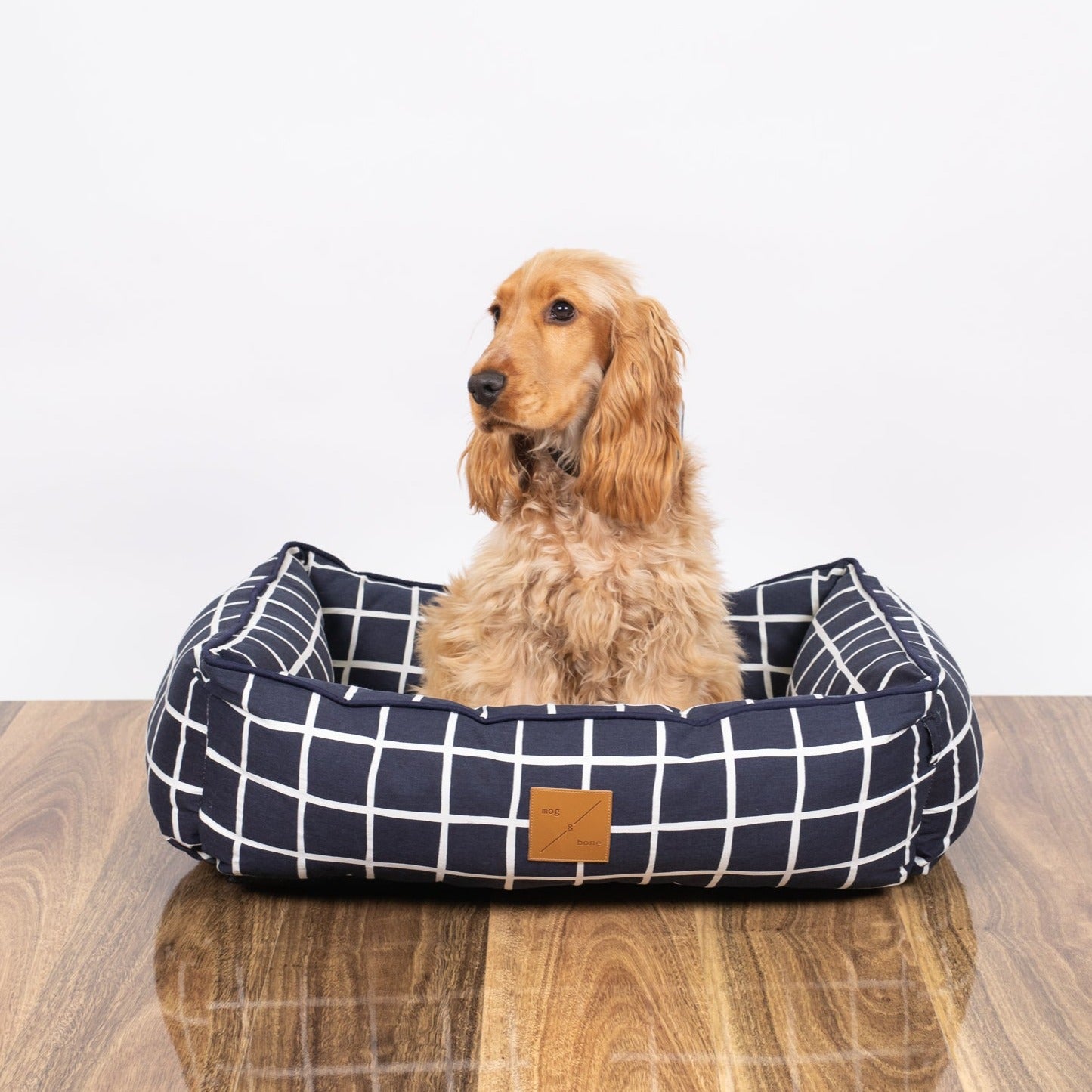 Bolster Dog Bed Navy Check1