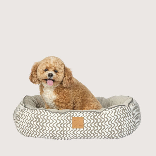 4 Seasons Reversible Circular Dog Bed - Mocha Wave Print