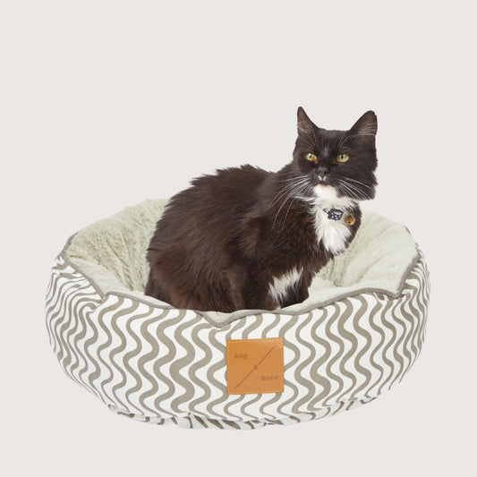 Cat Bed - Reversible - Mocha Wave Print
