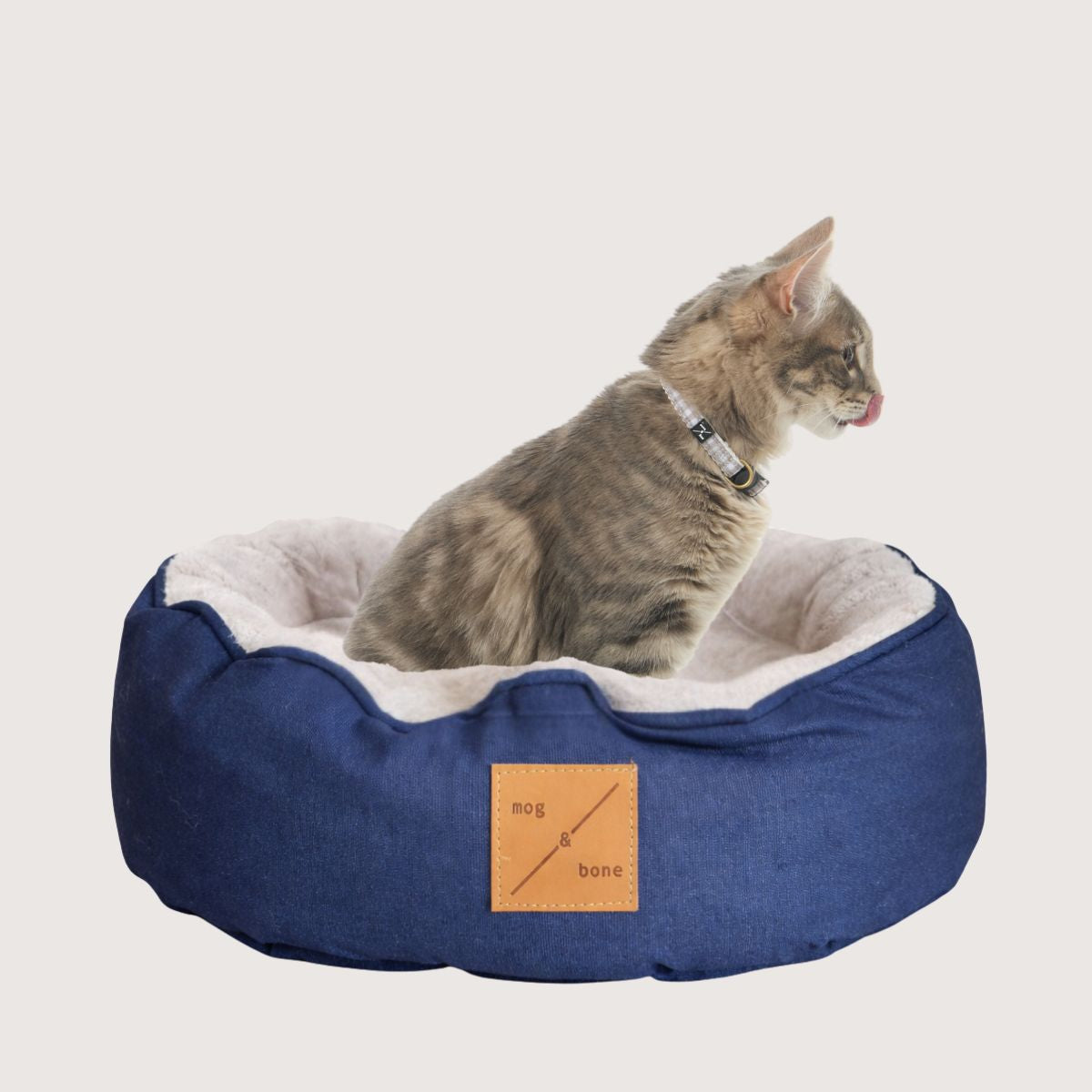 Cat Bed - Reversible - Navy